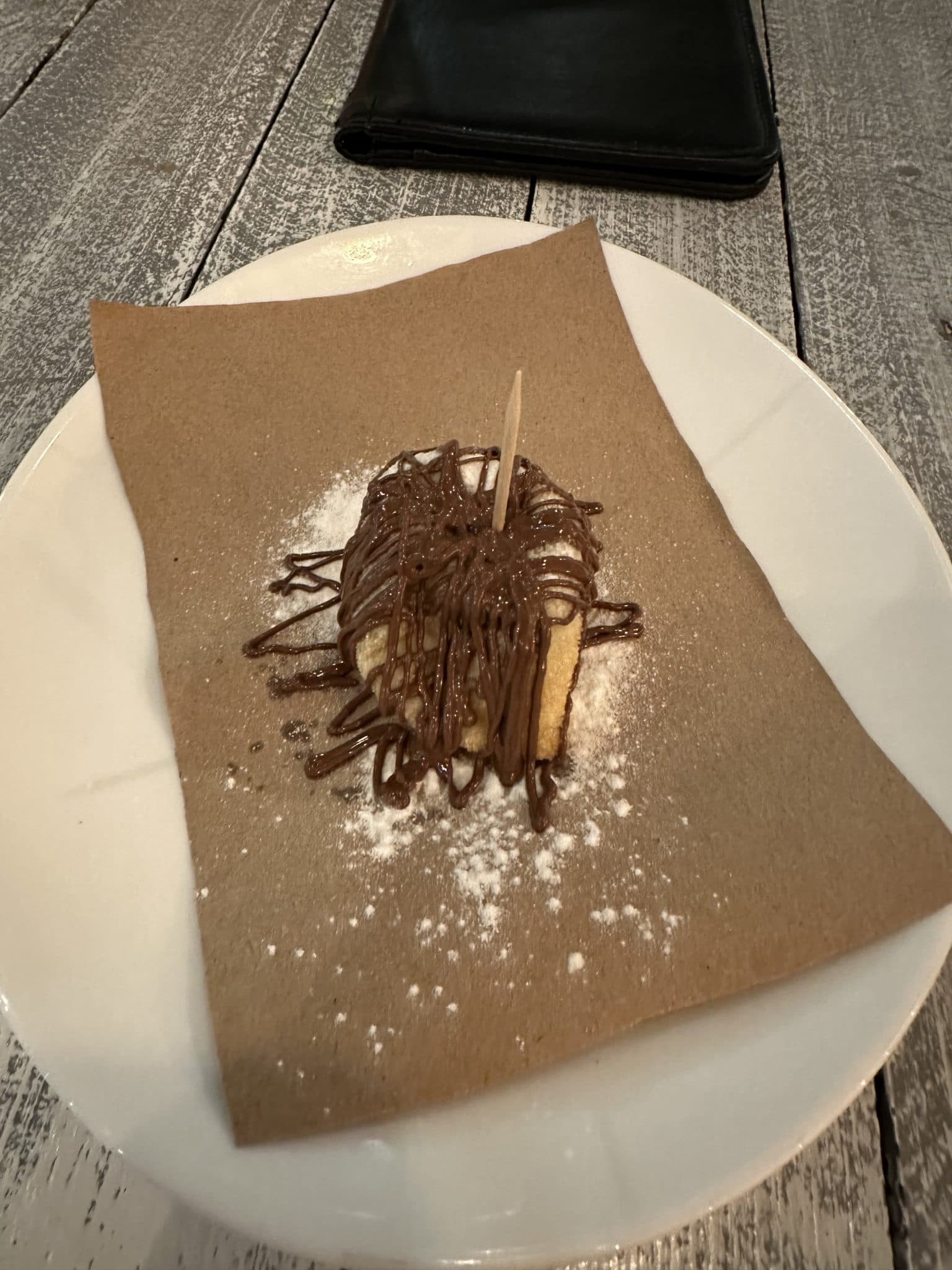Complimentary dessert given before asking for reviews